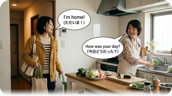 夕方のキッチンで、帰宅した高校生の息子に振り向いて話しかける母親