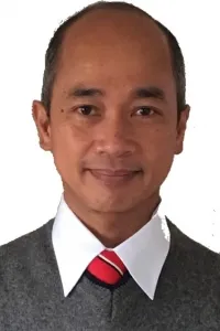 パラナダ ジェームス　ジュニア先生