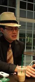 James Lee  先生