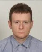Milos Jovanovic  先生