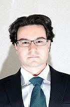 George Popescu  先生