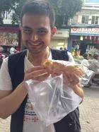 Lawrence Medina  先生