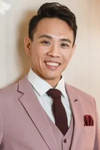 Ryan Cheng  先生