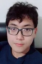 Naufal Arvien  先生